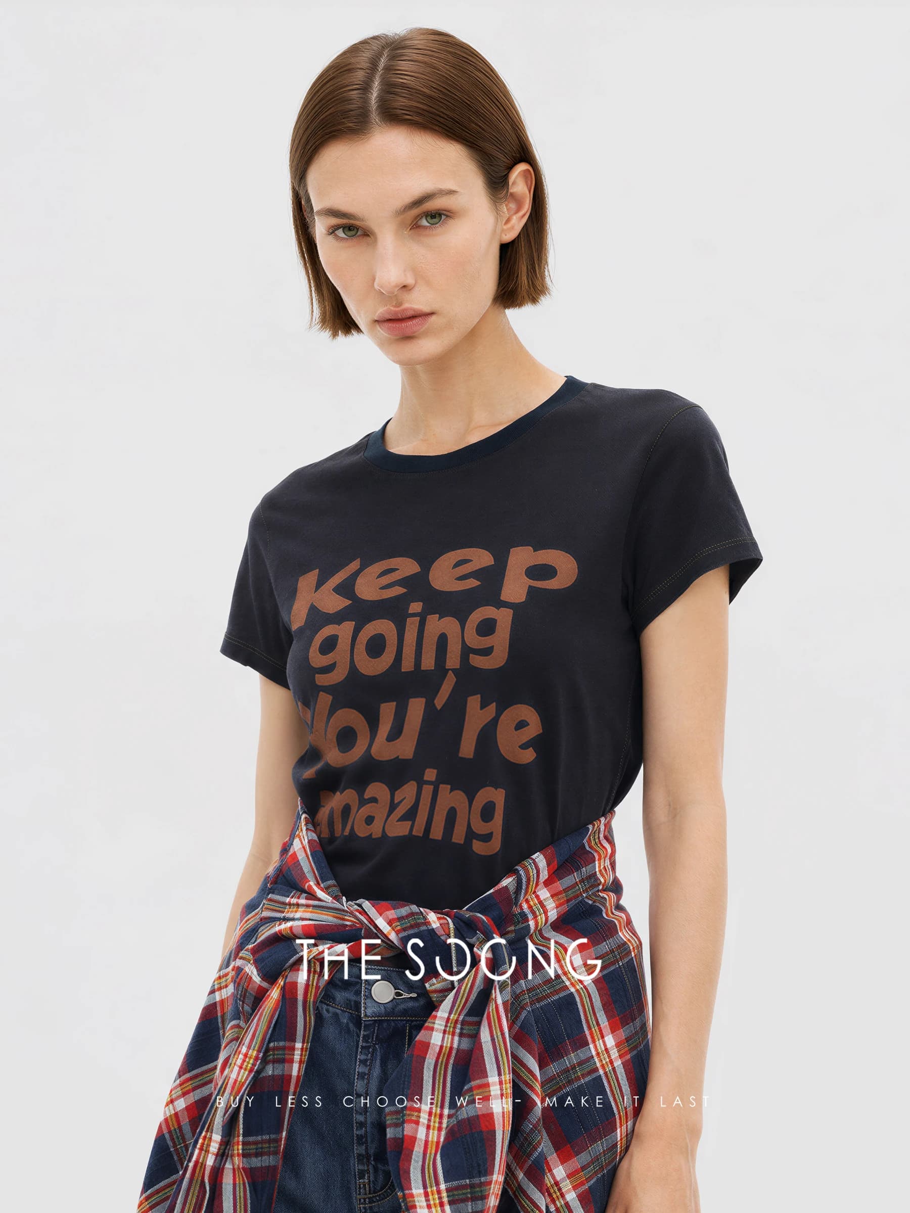 Relaxed Cotton-Linen Contrast-Stitch Cropped T-Shirt view 3
