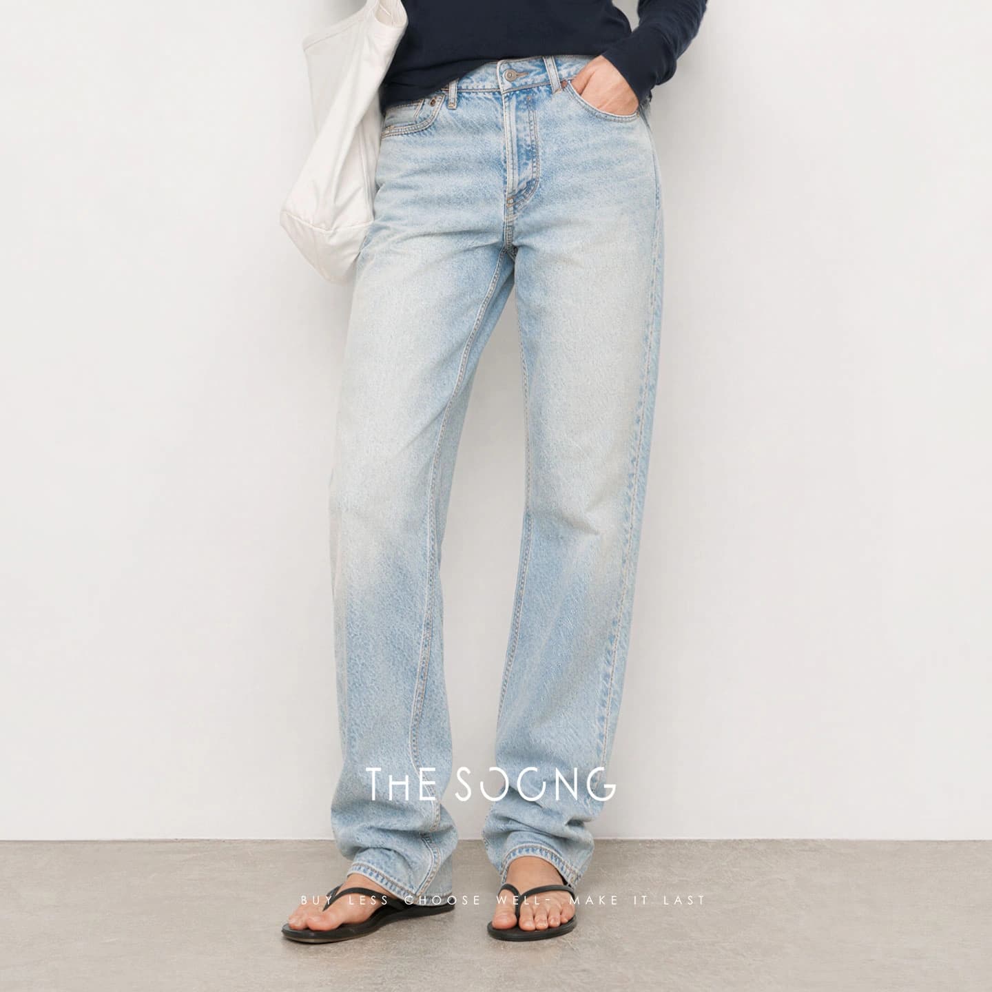 90s Vintage Stonewashed High-Waist Tapered Jeans view 2