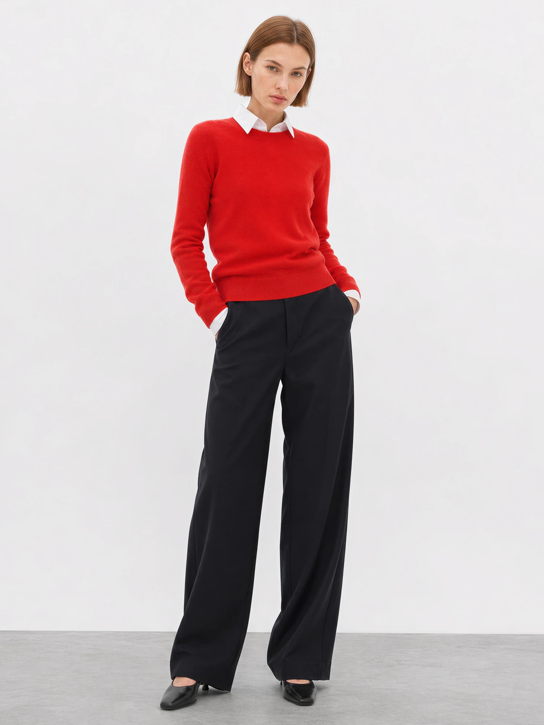 Timeless Consinee 100% Cashmere Crewneck Sweater view 4