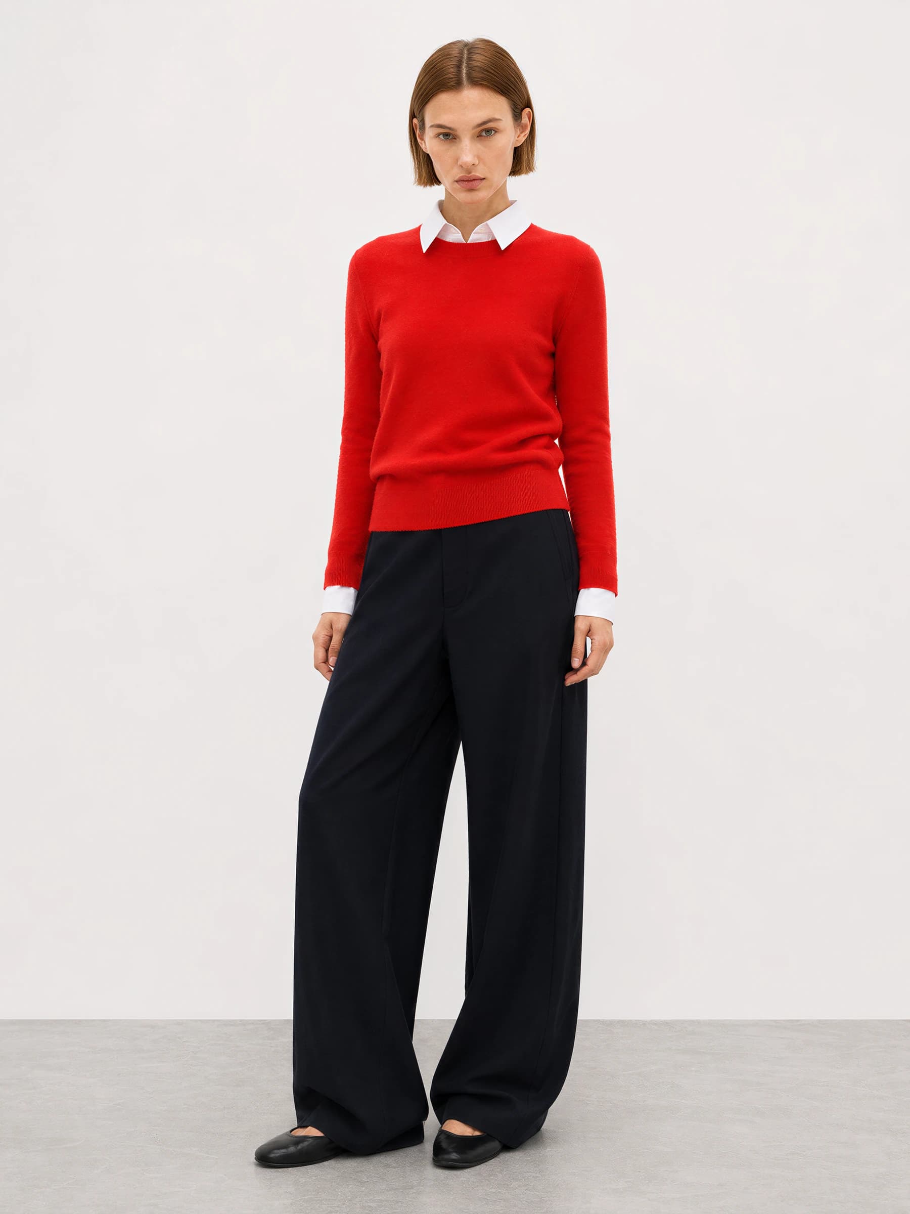 Clean Line Mid-Low Rise Barrel-Leg Casual Pants view 6
