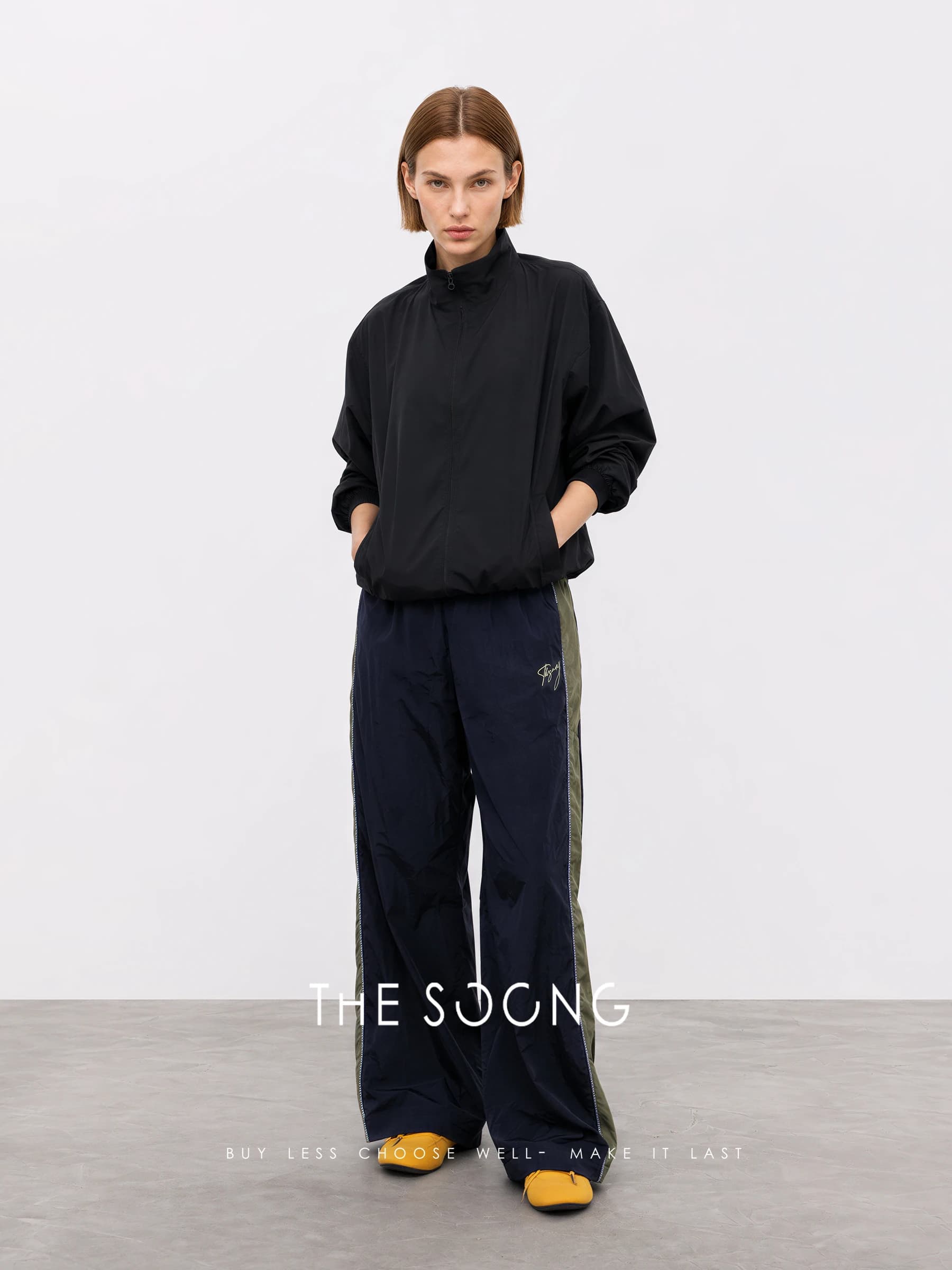 Retro Sport 100% Nylon Water-Repellent Contrast Pants view 4