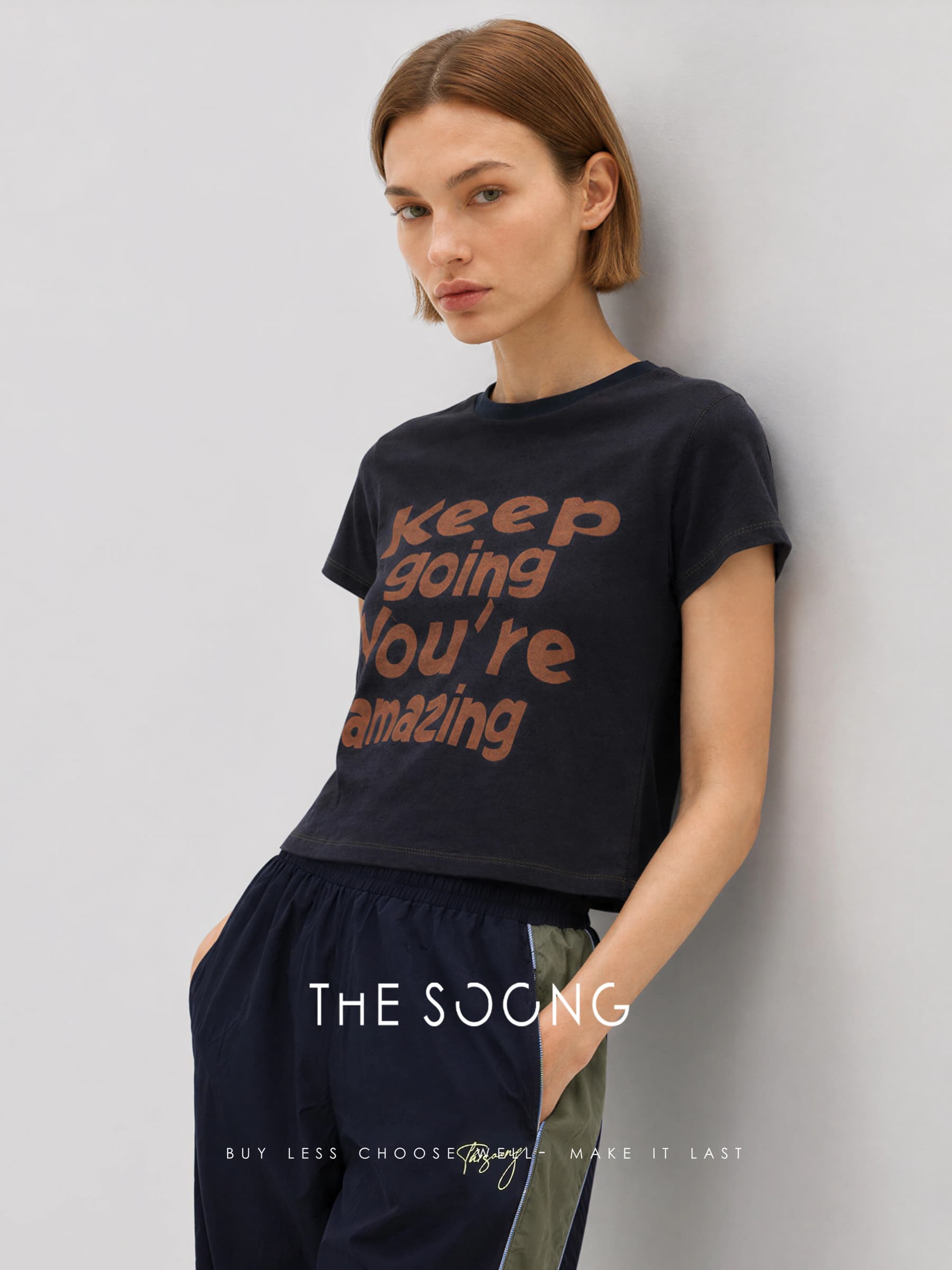 Relaxed Cotton-Linen Contrast-Stitch Cropped T-Shirt view 7