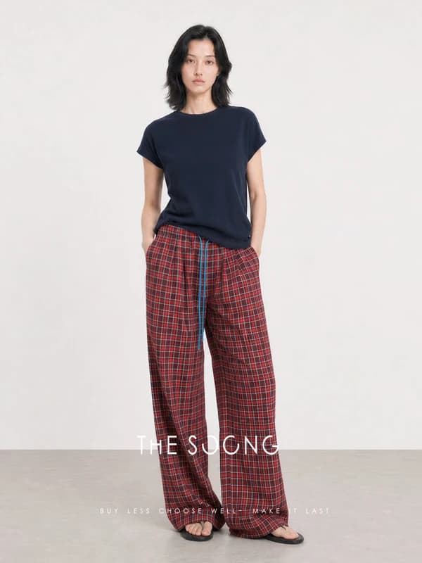 Linen-Cotton Blend Flutter-Sleeve Top view 4