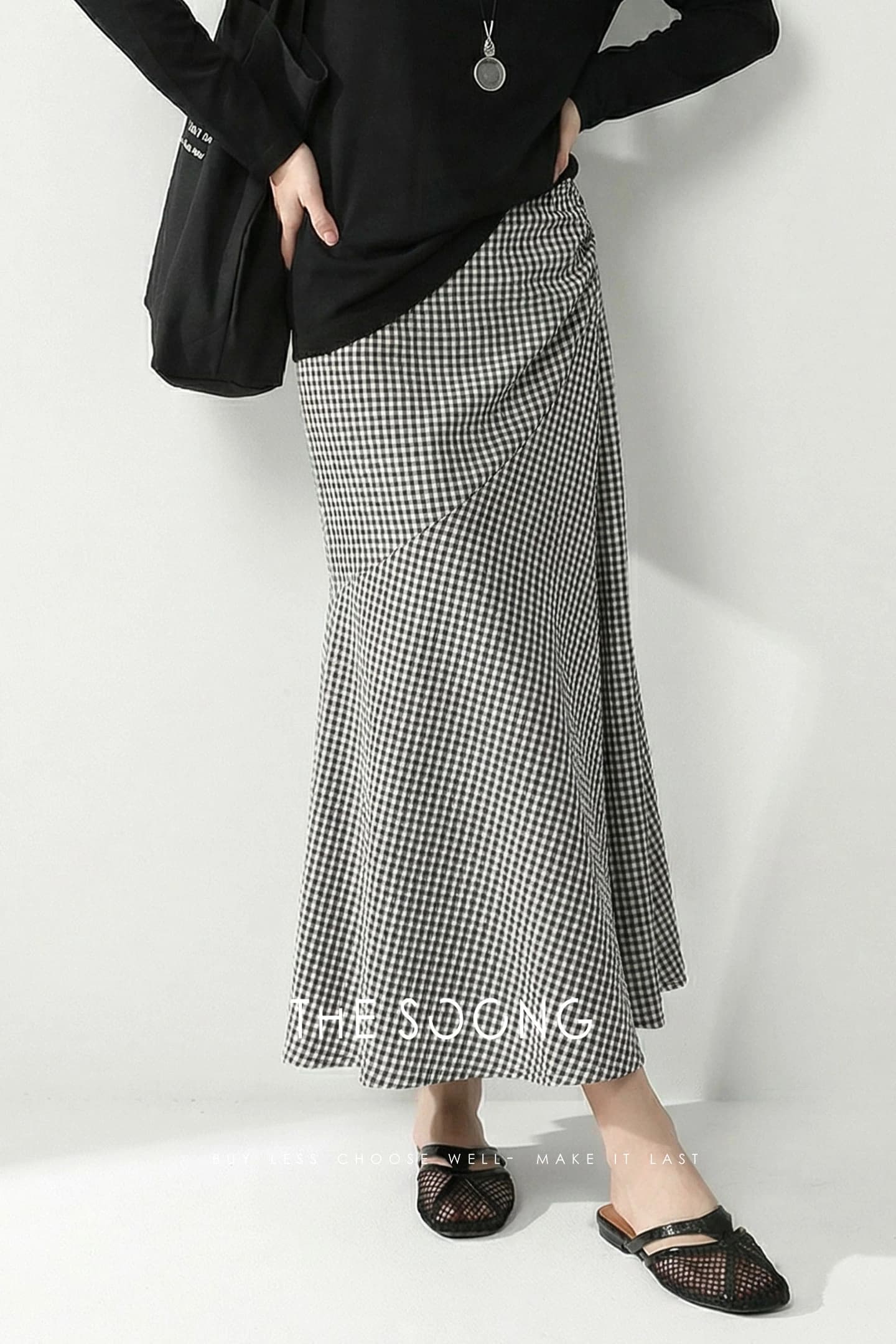 High-Waisted Plaid Mermaid Midi Skirt view 3