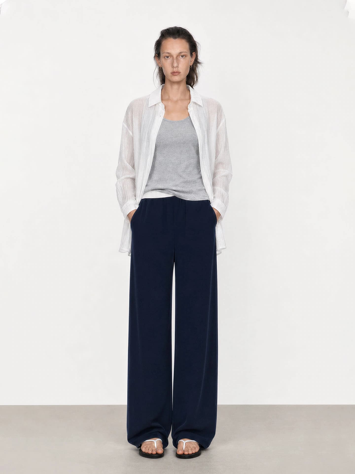 Relaxed Mid-Rise Elastic-Waist Straight-Leg Trousers view 7