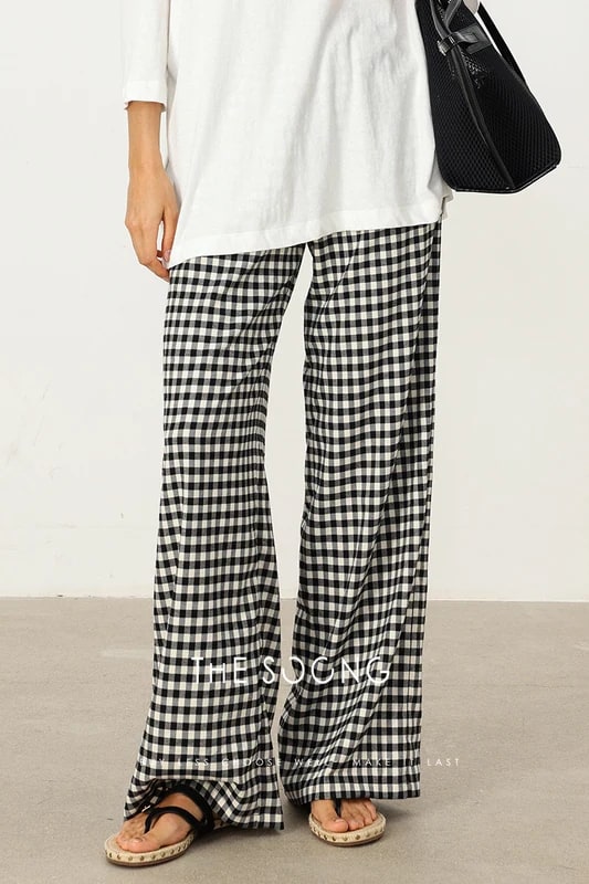 THESOONG Classic Black & White Check Elastic-Waist Pants - 6623 view 5