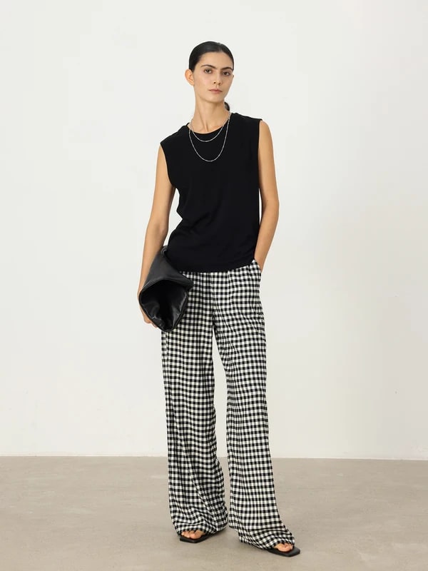 THESOONG Classic Black & White Check Elastic-Waist Pants - 6623 alternate view