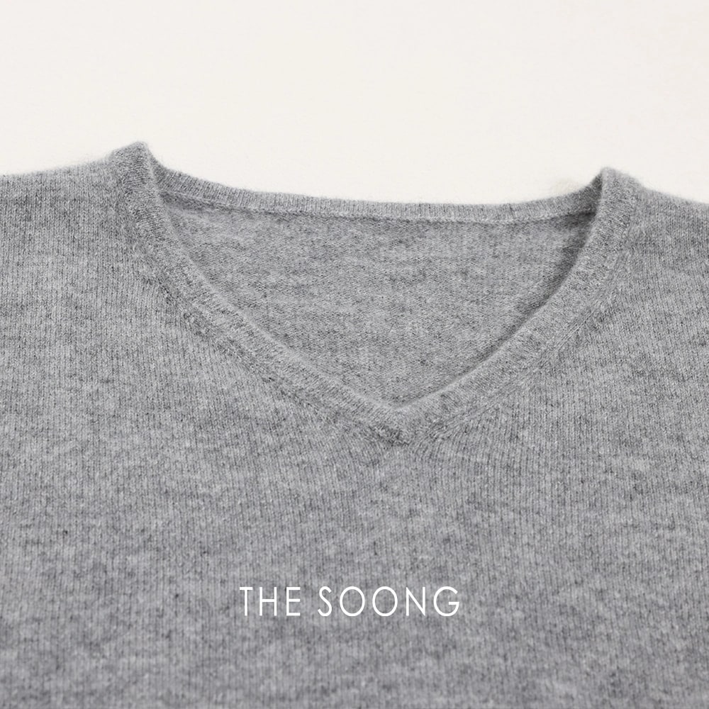 THESOONG “Timeless” Consinee 100% Cashmere V-Neck Sweater - 9257 view 15