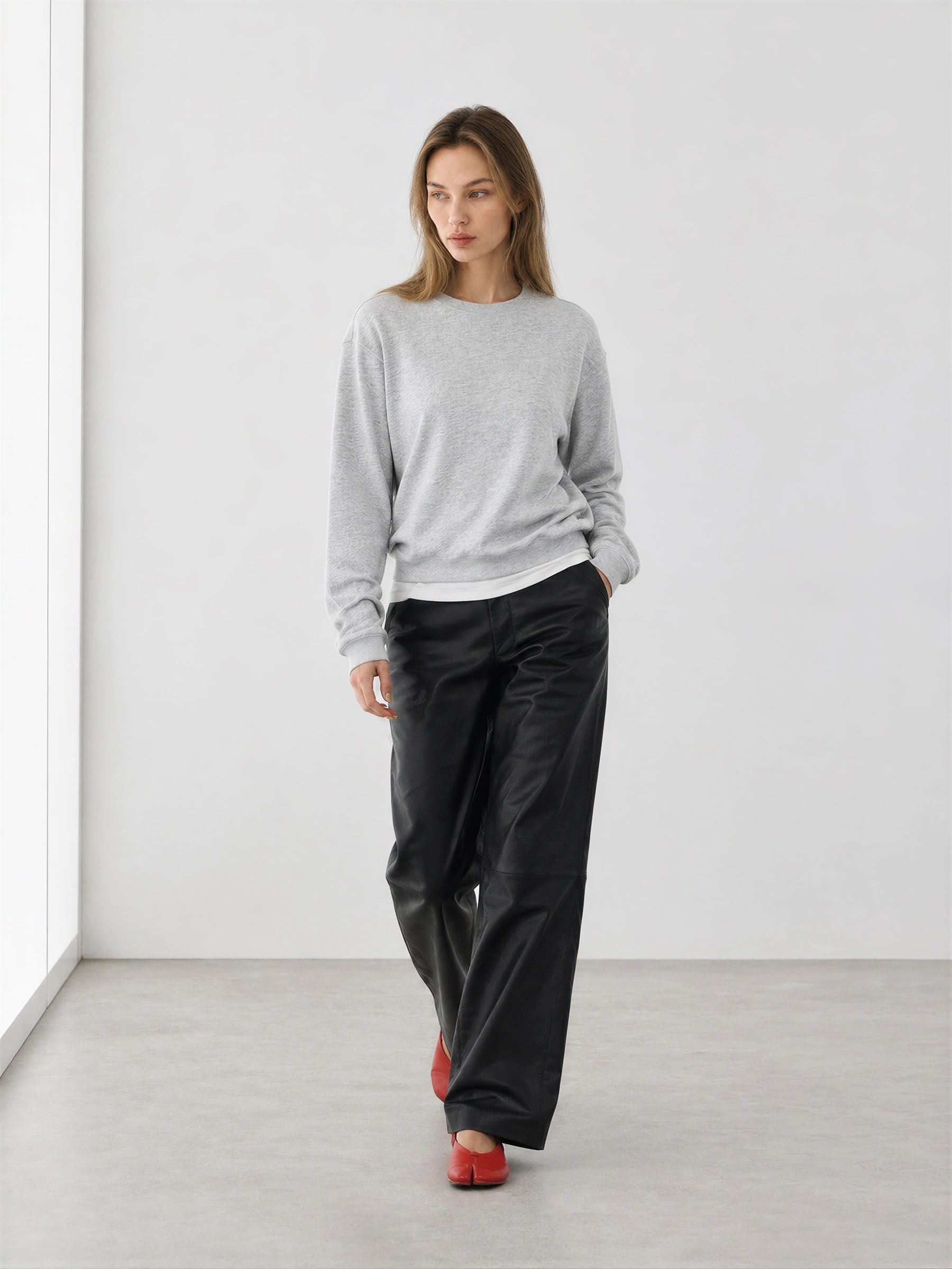 THESOONG “Matte Edge” British Lambskin Mid-Rise Flared Leather Pants - 9145 view 12