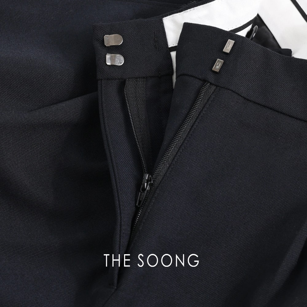 THESOONG “Twist” Wool-Blend Tailored Mid-Rise Shorts - 9181 view 11