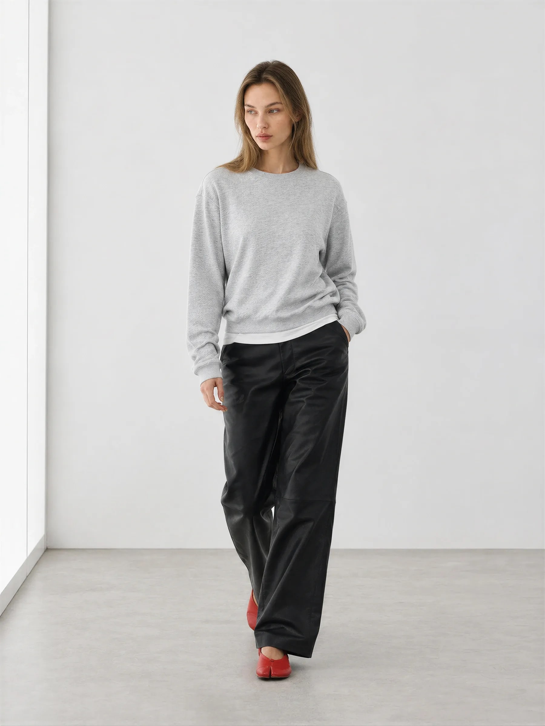 THESOONG “Matte Edge” British Lambskin Mid-Rise Flared Leather Pants - 9145 view 12